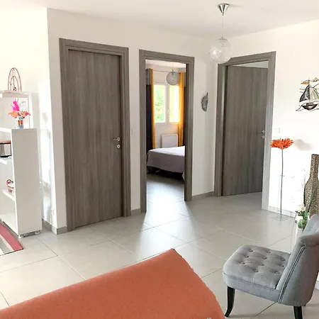 Spacieux A Avec Terrasse *