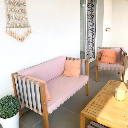 Spacieux A Avec Terrasse 公寓