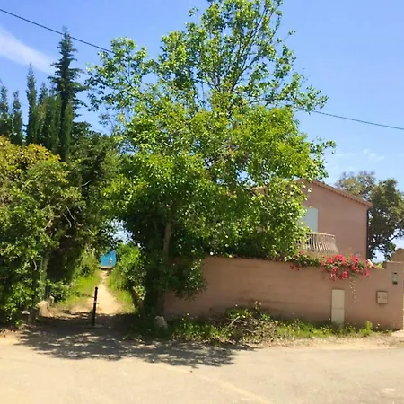 Spacieux A Avec Terrasse